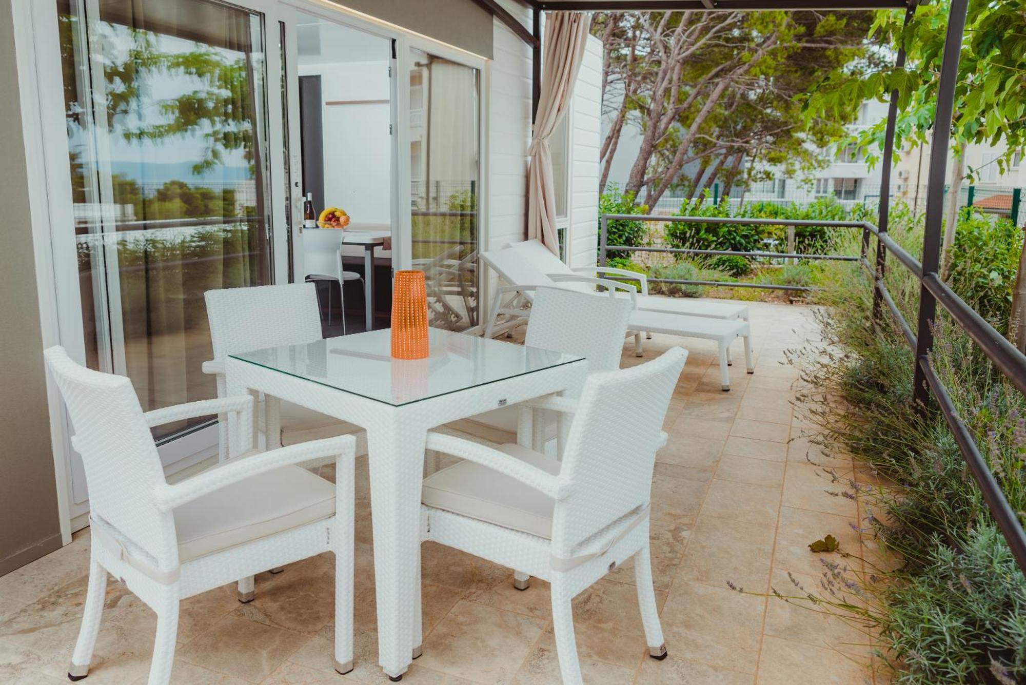 Poseidon Mobile Home Resort Макарська Екстер'єр фото