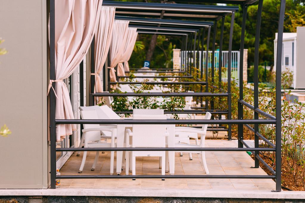 Poseidon Mobile Home Resort Макарська Екстер'єр фото