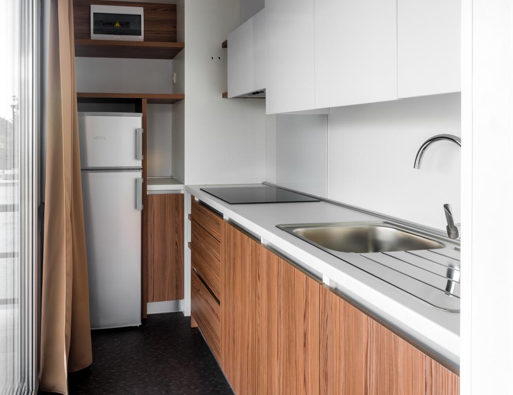 Poseidon Mobile Home Resort Макарська Екстер'єр фото